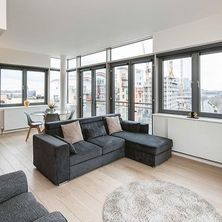 Beautiful Penthouse Apartment With Private Terrace In Greenwich Peninsula Londres Exterior foto
