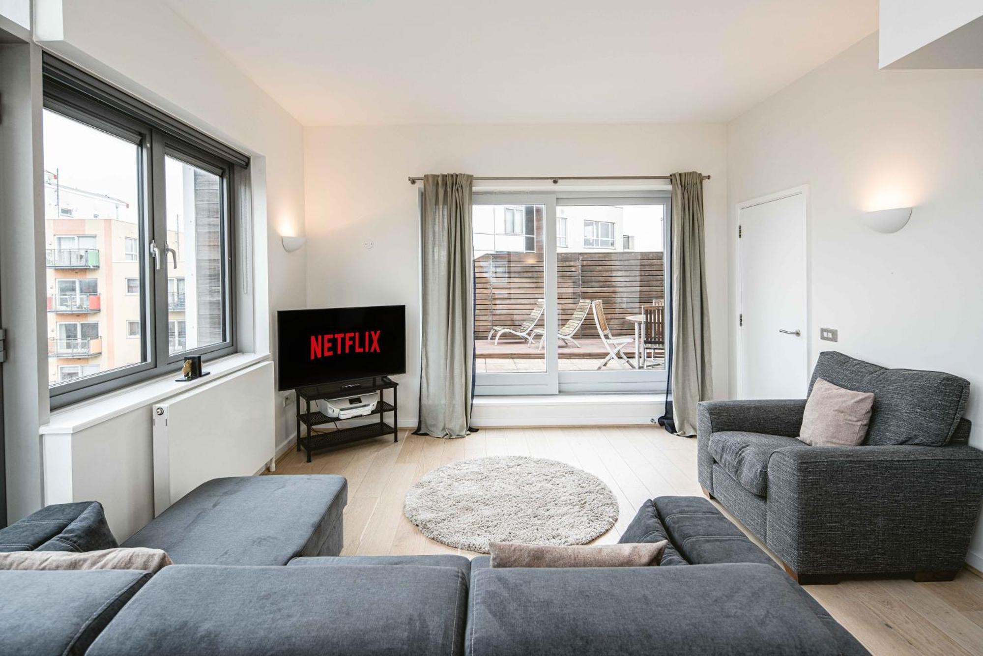 Beautiful Penthouse Apartment With Private Terrace In Greenwich Peninsula Londres Exterior foto