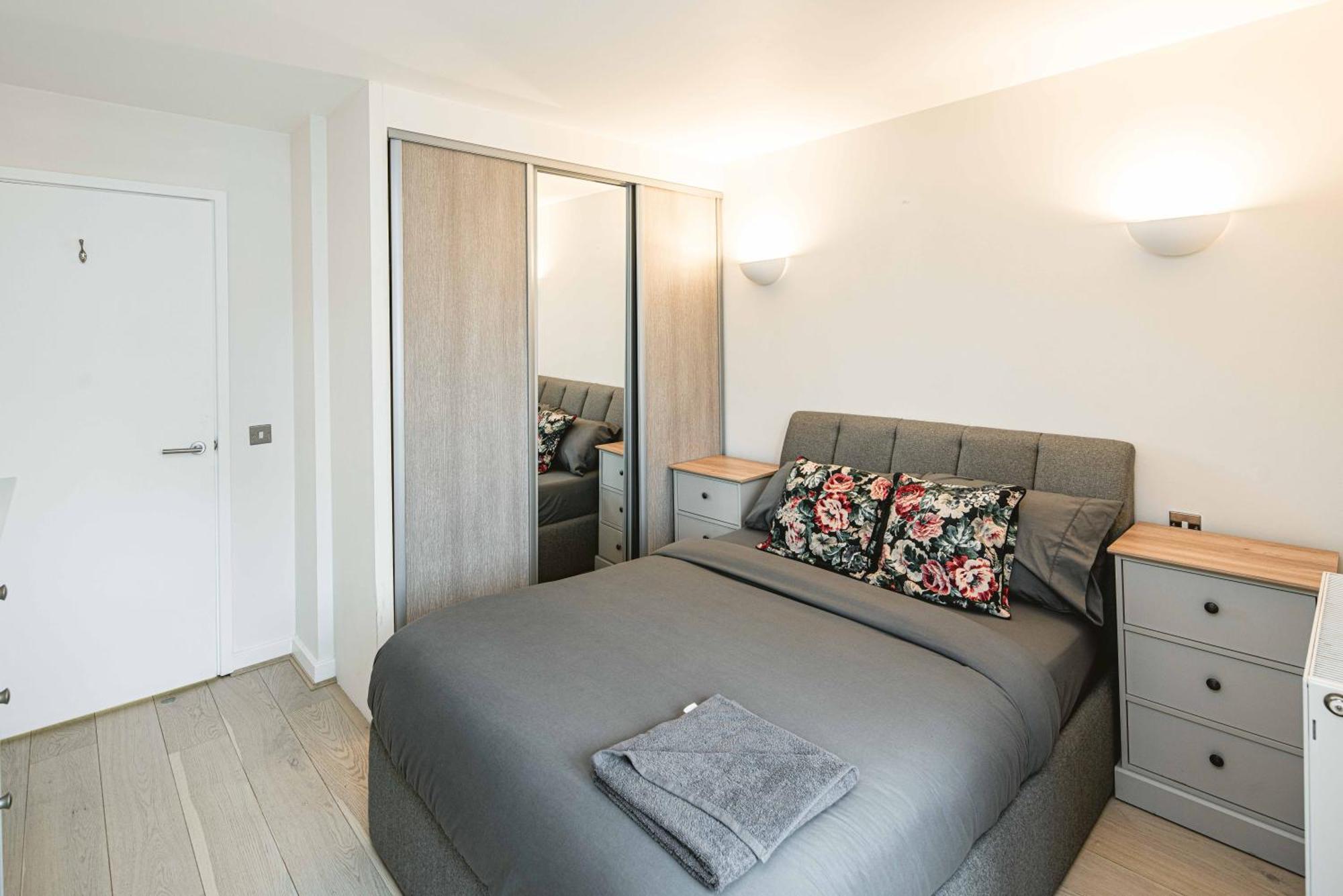 Beautiful Penthouse Apartment With Private Terrace In Greenwich Peninsula Londres Exterior foto